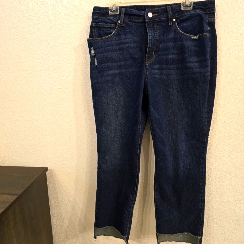 Time and Tru High Rise Women's Jeans - Dark Blue - Picture 2 of 15